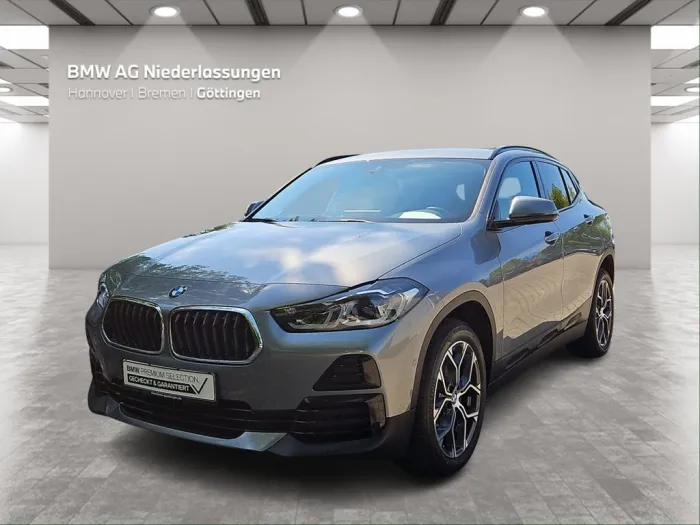 BMW X2 sDrive18i Navi Head-Up Parkassist Sportsitze