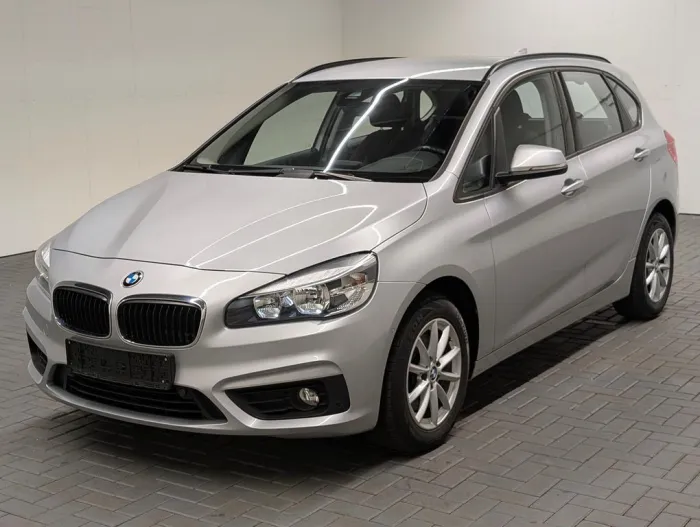 BMW 218i Active Tourer SHZ/PDC/Kam/Tempom./16-LM