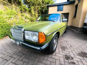 Mercedes-Benz Mercedes 240D W123