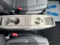 Volkswagen T7 Multivan 2.0 TDI lang Taxi 7-Sitz Fahrass Nav