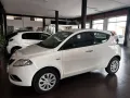 Lancia Ypsilon 0.9 TwinAir 85 CV 5 porte Metano 