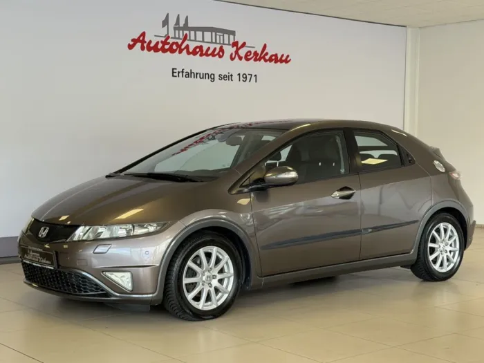 Honda Civic 1.8i-VTEC Autom. Executive +NAVI+Facelift+