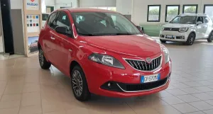Lancia Ypsilon 1.0 firefly hybrid Gold s&s 70cv 