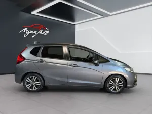 Honda Jazz 1.3 Elegance Navi ADAS