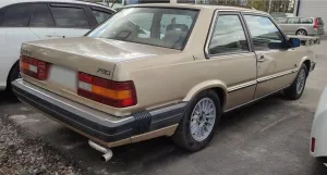 Volvo 780 Bertone