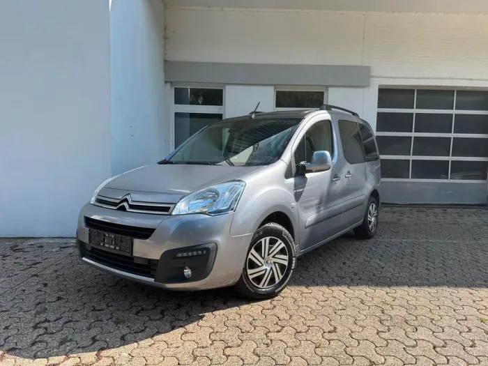 Citroën Berlingo 1.6 HDI Shine Panorama LED Navi Sitzhzg