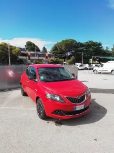 Lancia Ypsilon 1.0 FireFly 5 porte S&S Hybrid Ec