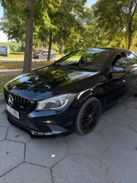 Mercedes-Benz Mercedes Benz CLA 180 