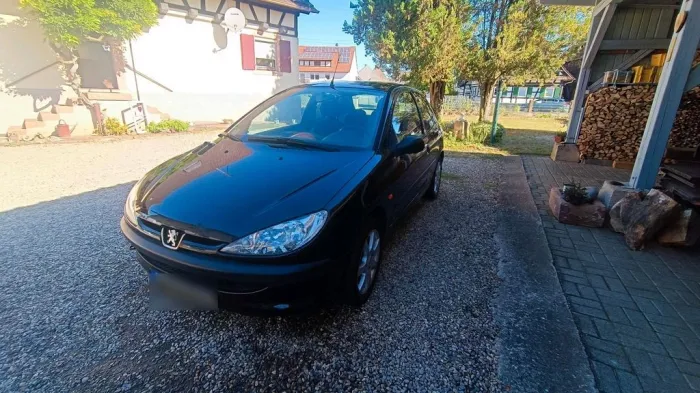 Peugeot 206
