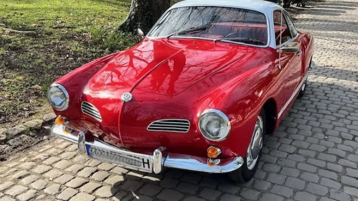 Volkswagen Karmann Ghia