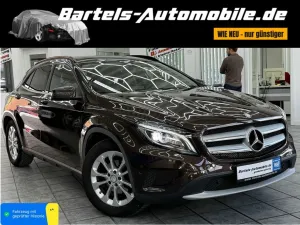 Mercedes-Benz GLA 200 CGI Style, Leder, Panorama, Kamera, 7G