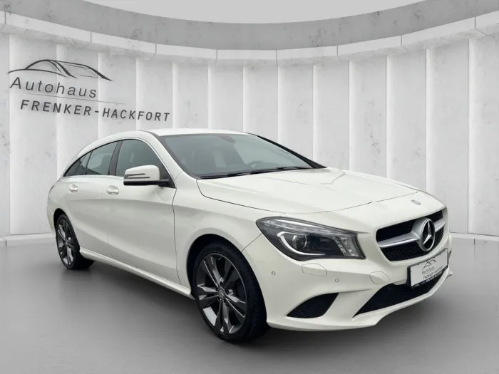 Mercedes-Benz CLA 180 Shooting Brake Urban Navi Xenon PDC Shz