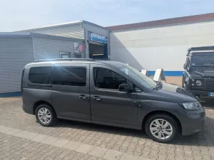 Volkswagen Caddy Maxi 1,5TSI 84kW DSG rollstuhlgerecht