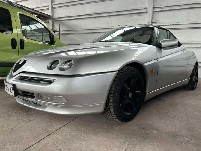 Alfa Romeo GTV Spider 2.0i 16V Twin Spark cat