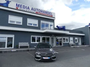 Mercedes-Benz CLA Shooting Brake CLA 200 AMG - Line