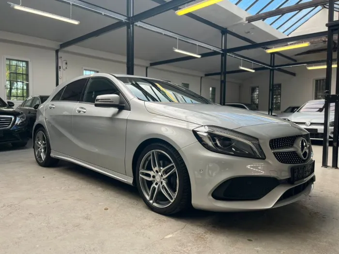 Mercedes-Benz A 200  BlueEfficiency*AMG LINE*MERCEDES ME*