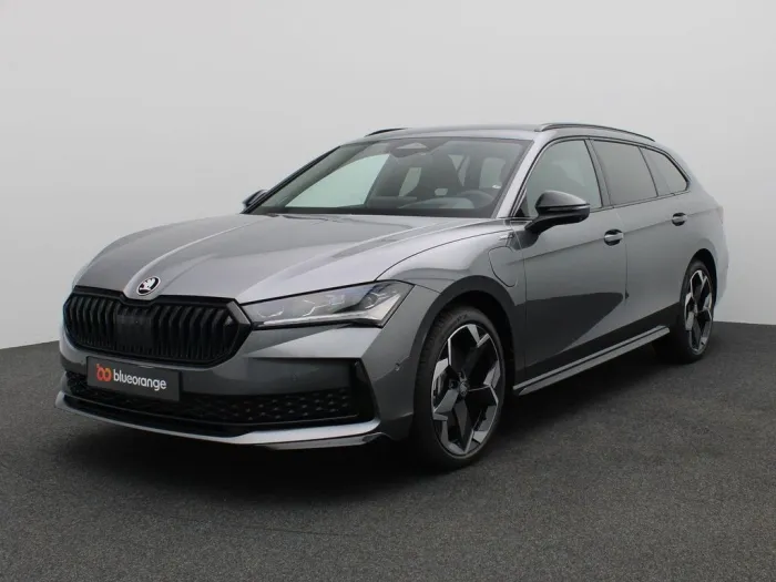 Skoda Superb kombi 1.5 TSI PHEV Sportline 204PS DSG 36