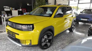 Fiat Grande Panda 1.2 Turbo 74 kW La Prima