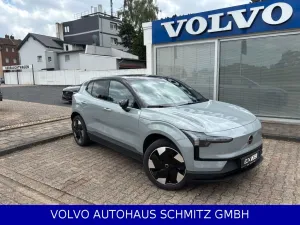 Volvo EX30 Extended range Winterpaket el. Sitze AHK