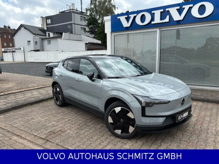 Volvo EX30 Extended range Winterpaket el. Sitze AHK