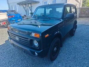 Lada Niva Urban 4x4 Black Edition