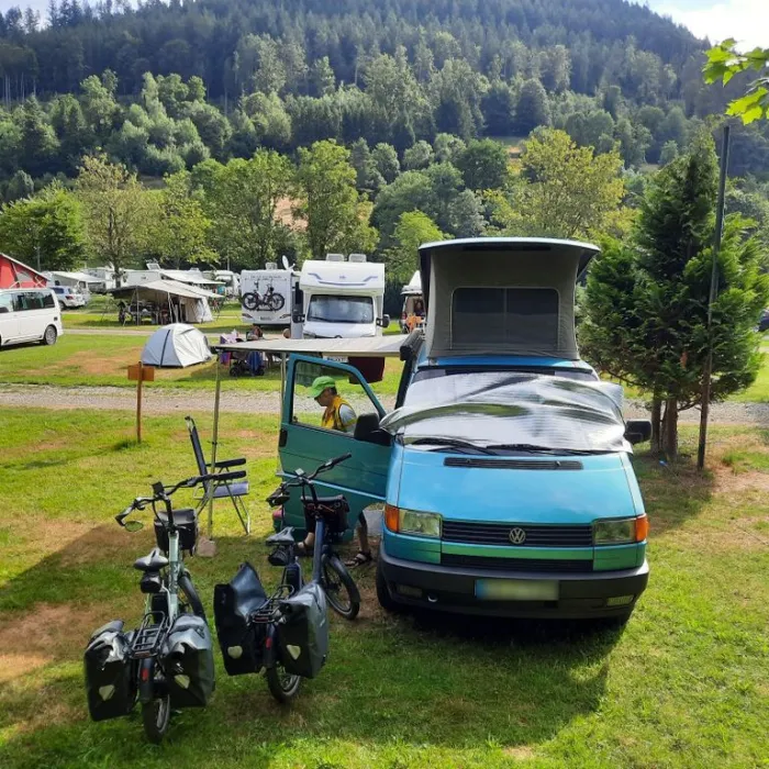 Volkswagen VW T4 Multivan Syncro Oltimer mit H-Kennze...