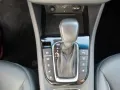 Hyundai IONIQ Premium Hybrid