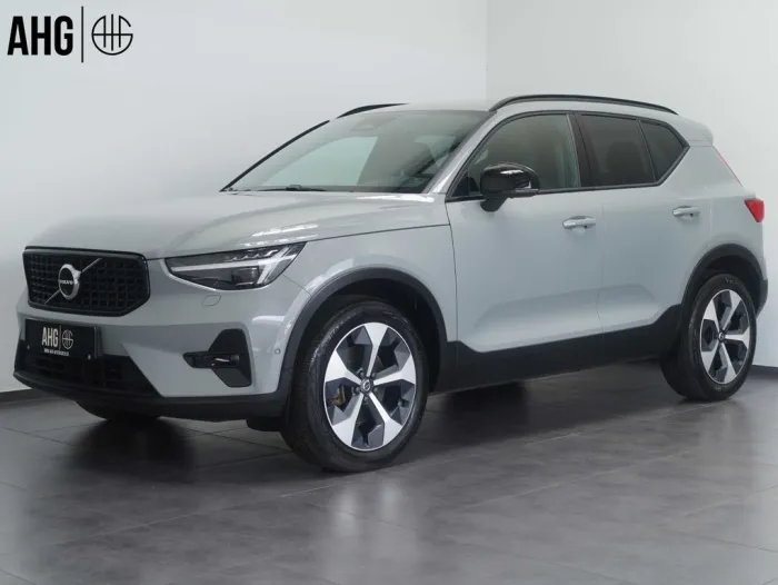 Volvo XC40 B4 B Plus Dark GOOGLE/LED/AHK/360°/LM19