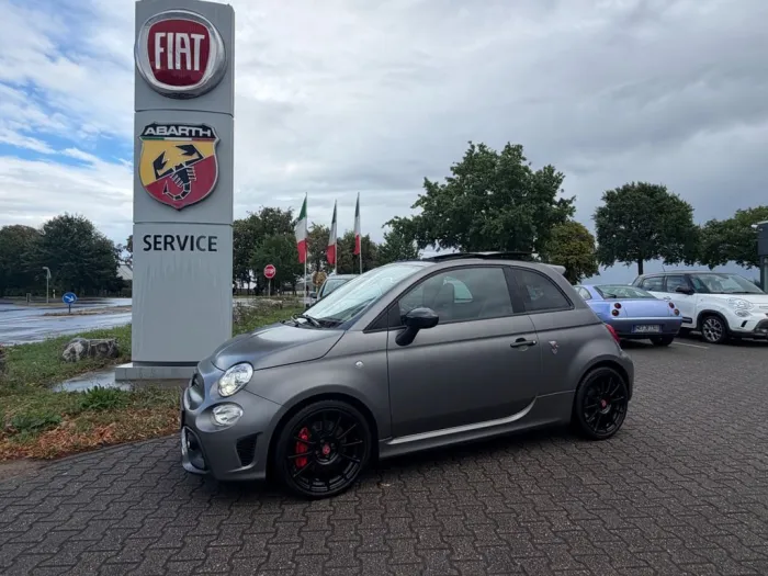 Abarth 595 EsseEsse Xenon*Beats*Skdome*Carbon Pak.