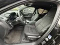 Volvo XC40 B3 B DKG Plus Dark / Harman & Kardon