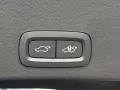 Volvo XC40 B3 B DKG Plus Dark / Harman & Kardon