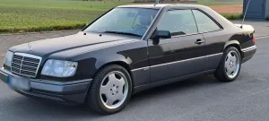 Mercedes-Benz Mercedes W 124 C /  220CE