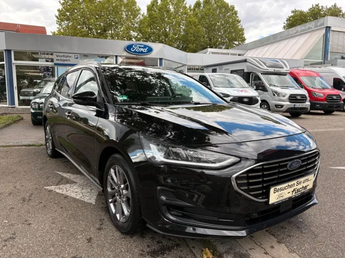 Ford Focus Turnier Titanium Design