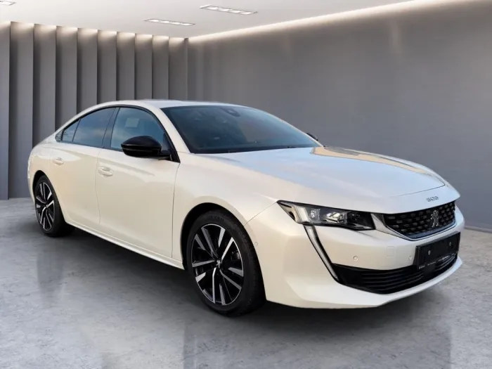 Peugeot 508 Hybrid 225 GT*LED*i-COCKP*MASSAGE*ASSISTENT*