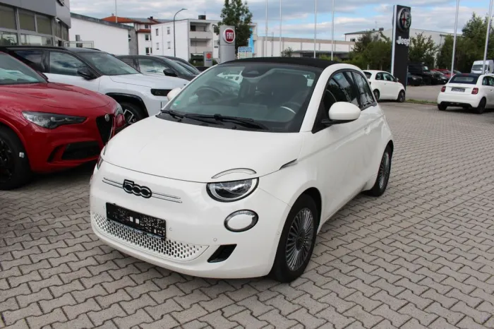 Fiat 500e  Cabrio Icon Kamera - SHZ