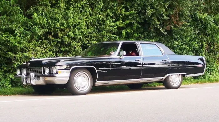 Other Cadillac Fleetwood Brougham Lack schwarz i...