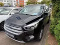 Ford Kuga Titanium mit Navi Winter Paket uvm
