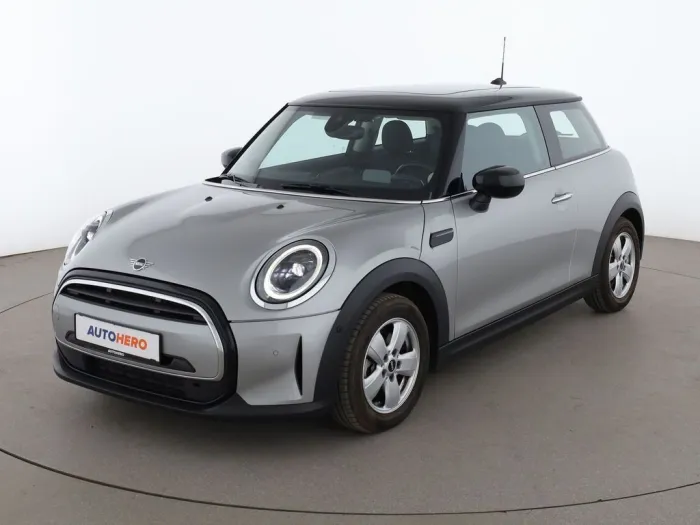 MINI Cooper Essential Trim Aut.*NAVI*VC*TEMPO*