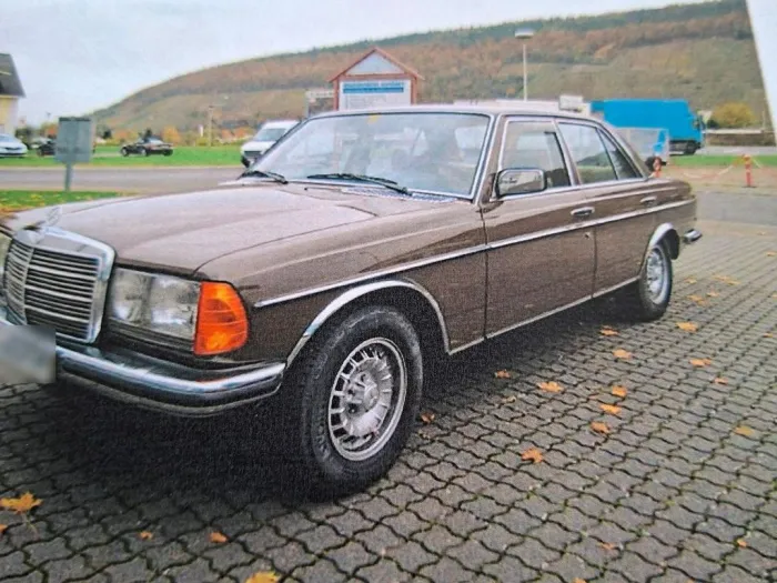 Mercedes-Benz Mercedes Benz Oldtimer 280E  Modell 123