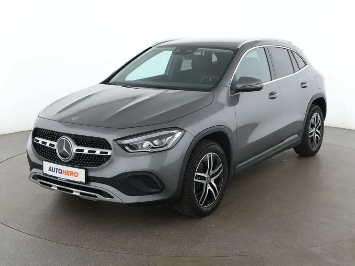 Mercedes-Benz GLA 180 Progressive Aut.*LED*NAVI*ACC*PDC*SHZ*
