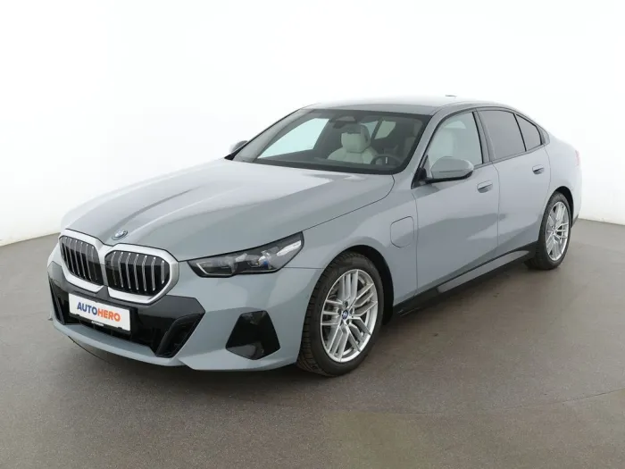 BMW 530e M Sport Aut.*360CAM*HUD*HK*ACC*LED*NAVI
