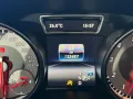 Mercedes-Benz GLA 180 Automatik / Navi / Sitzheizung / PDC