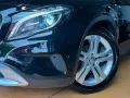 Mercedes-Benz GLA 180 Automatik / Navi / Sitzheizung / PDC