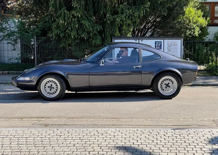 Opel GT 1900