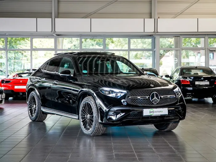 Mercedes-Benz GLC220d Coupe AMG Pano AHK Burm HUD