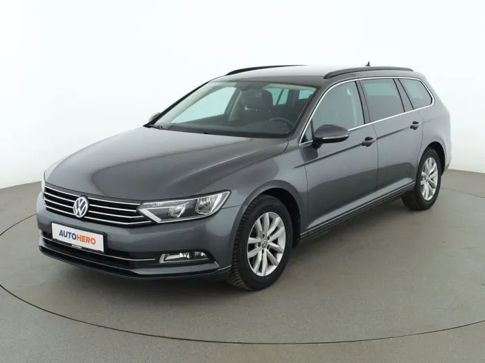 Volkswagen Passat 1.4 TSI Comfortline BMT*NAVI*ACC*PDC*SHZ*