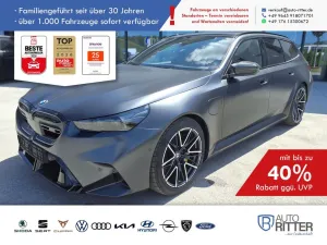 BMW M5 Touring ACC-HuD-AHK-RFK-PANO-LED-Navi-360°...