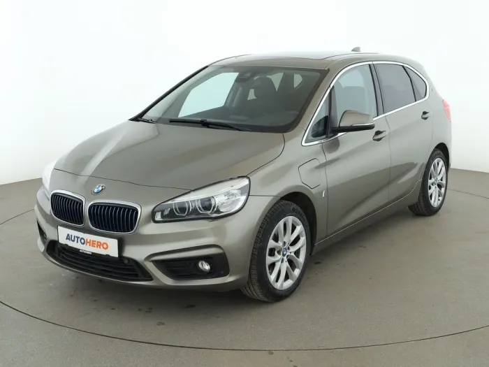 BMW 2er 225xe Active Tourer Advantage Aut.*NAVI*LED*