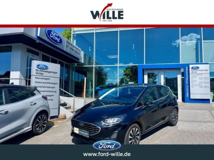 Ford Fiesta Titanium Adaptive-LED Sicherheits-/Winter