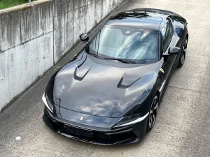 Ferrari 12Cilindri Carbon Pano Lift Voll